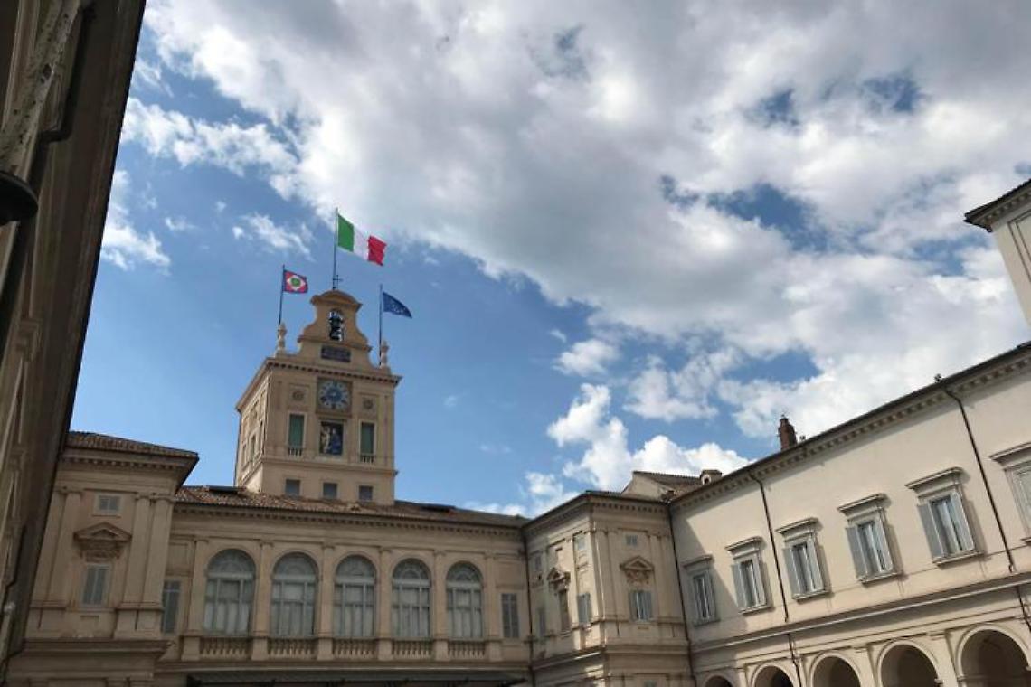 Quirinale, voto elettori positivi: ipotesi covid hotel