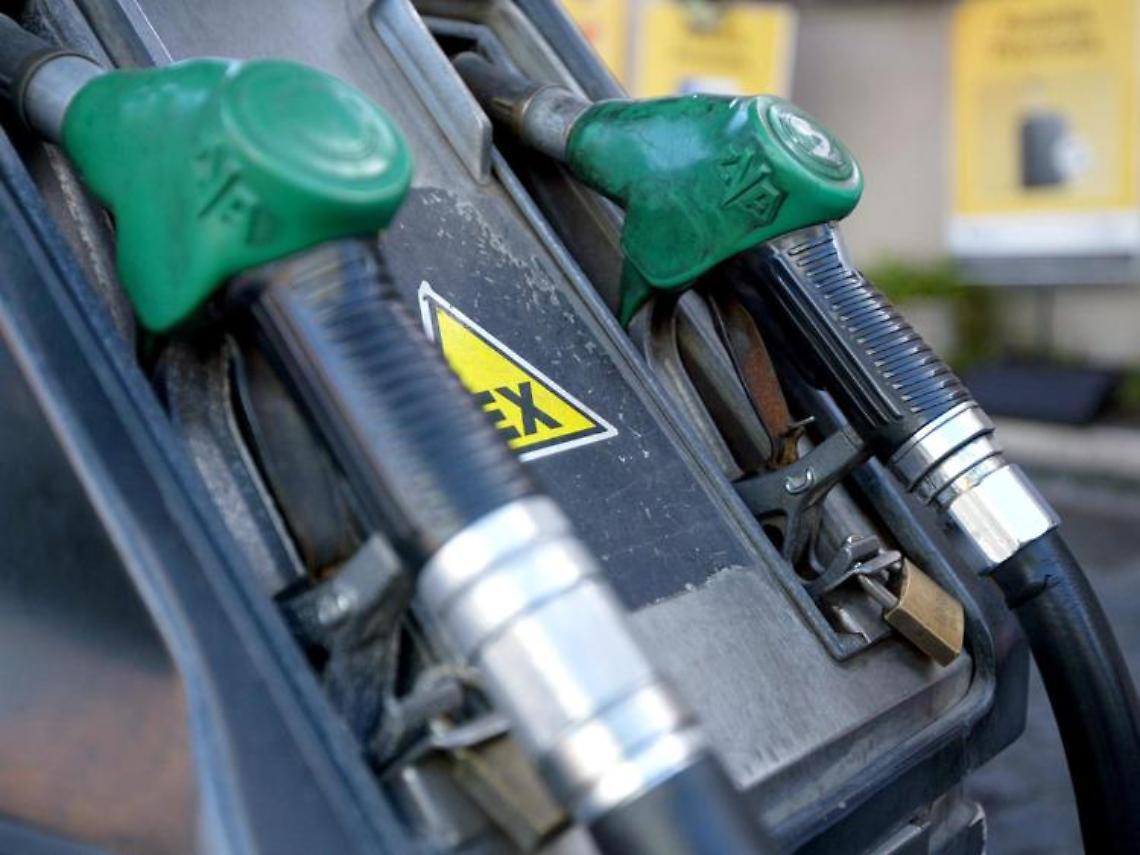 Caro carburante, benzinai confermano sciopero: «Delusi da incontro»