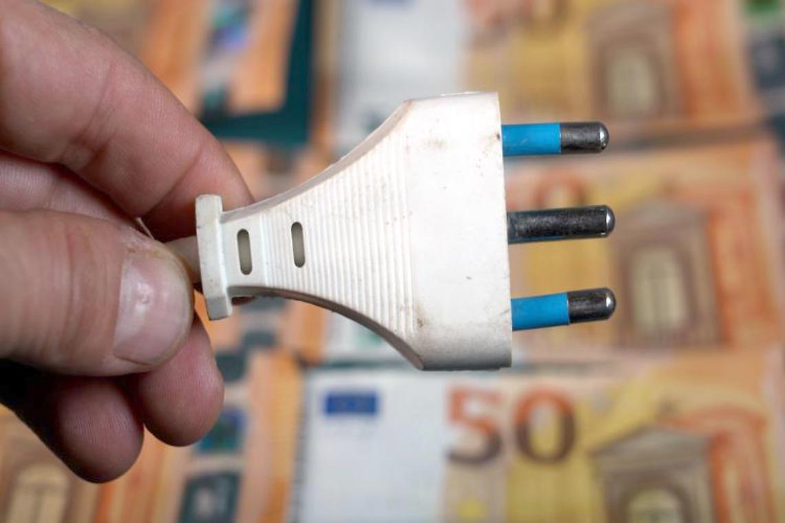 Bollette luce e gas, Cgia: "Rincari da 33,8 miliardi in I semestre"