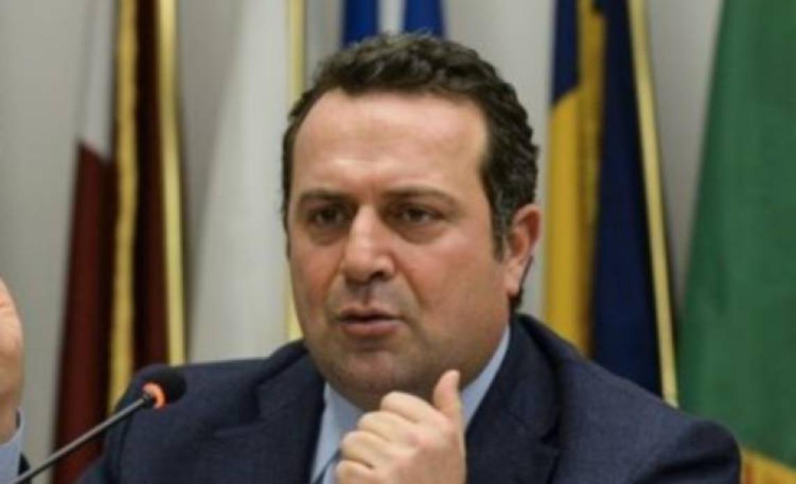 Un numero gratuito contro tutte le violenze