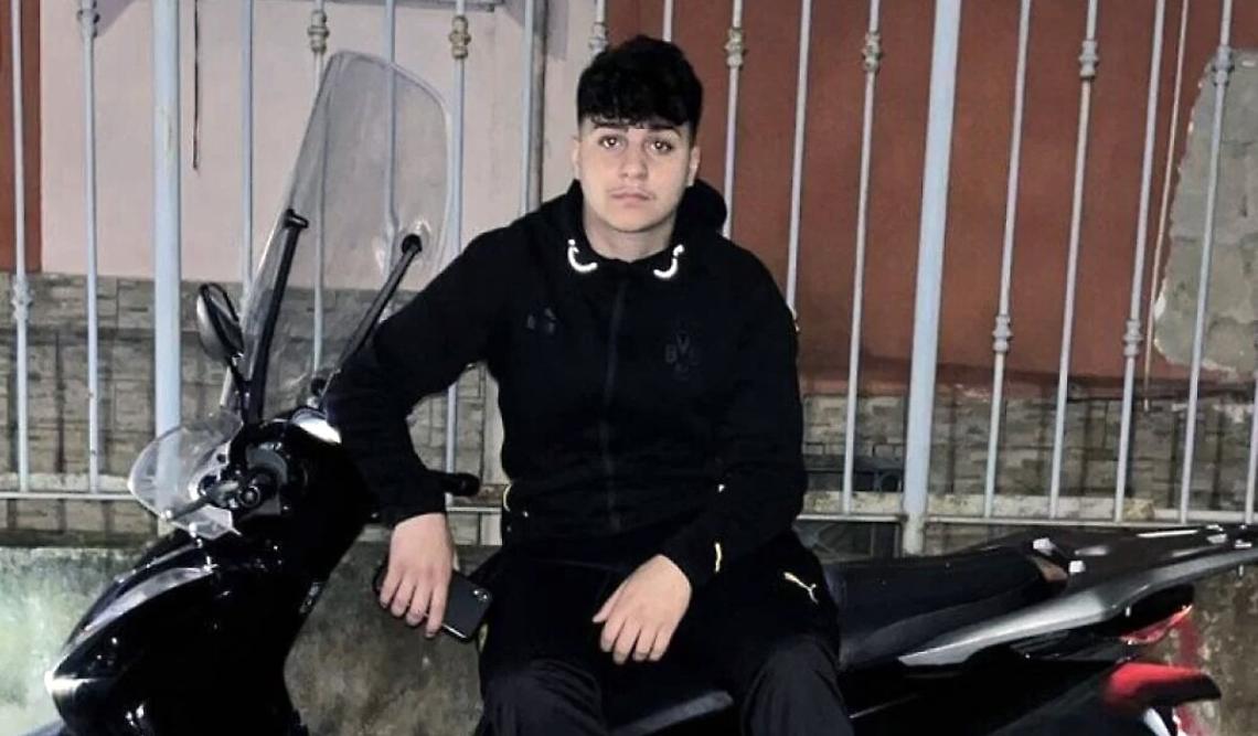 «Sui social vittime accostate agli assassini», la denuncia del padre di Francesco Pio