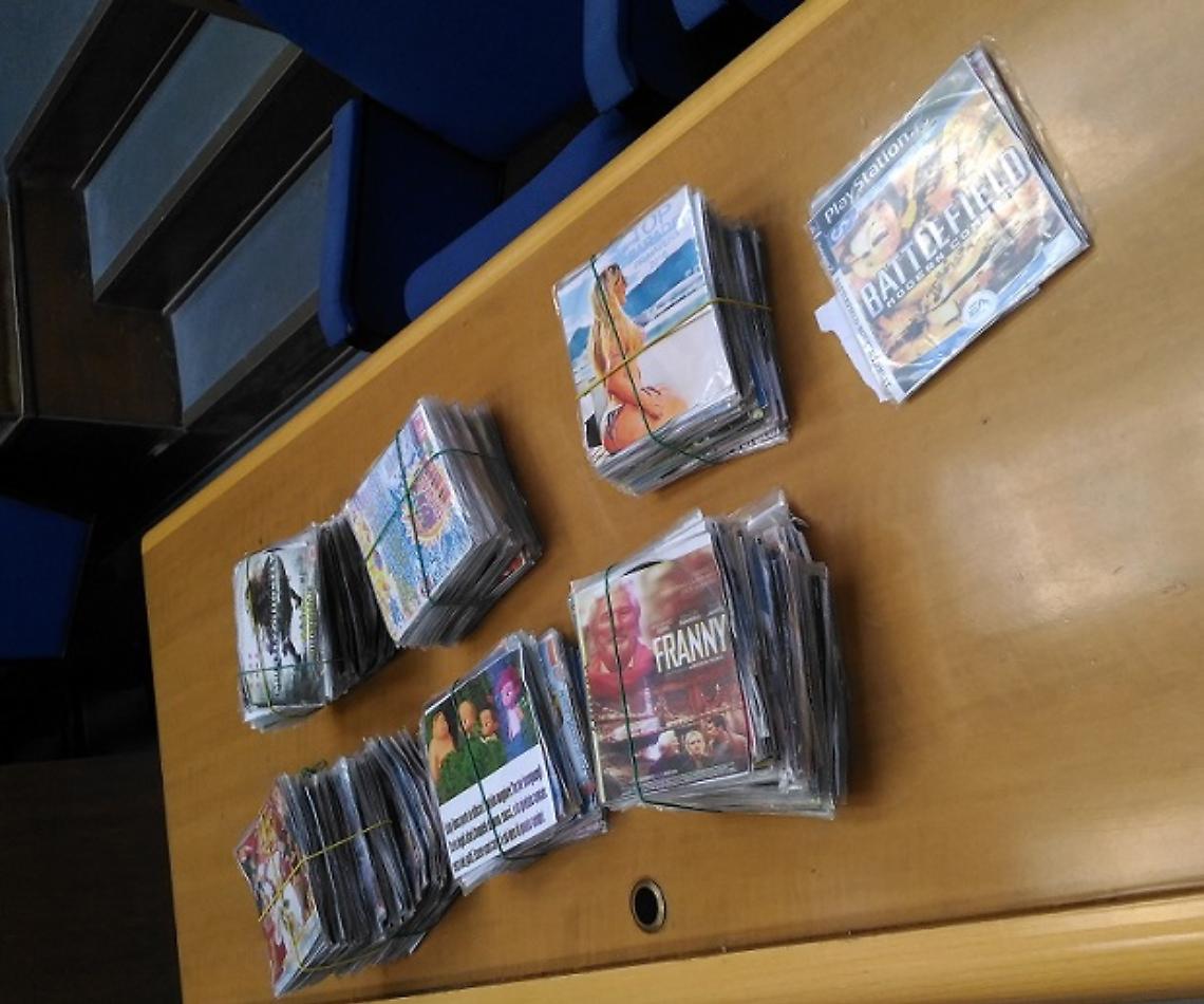 Controlli al mercatino rionale, maxisequestro di merce contraffatta
