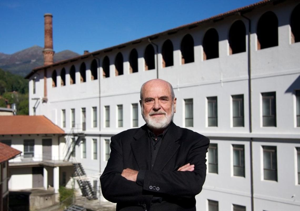 Pistoletto al Madre lancia la demopraxia