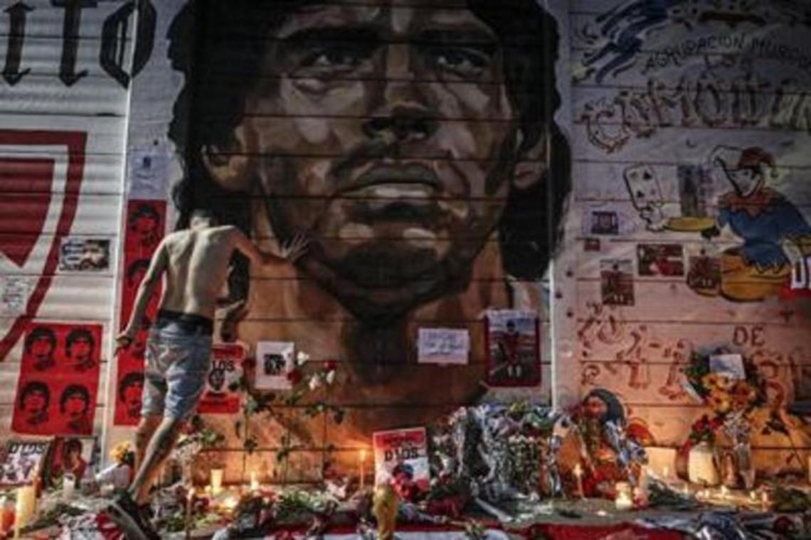 Morte Maradona, 8 persone a processo per omicidio