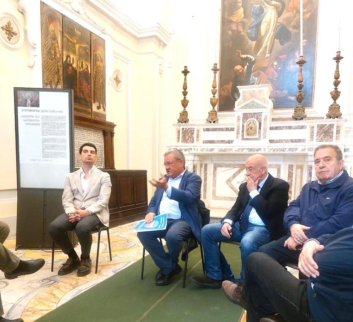 La proposta per il centro storico: «Un marchio di qualità per i commercianti» 