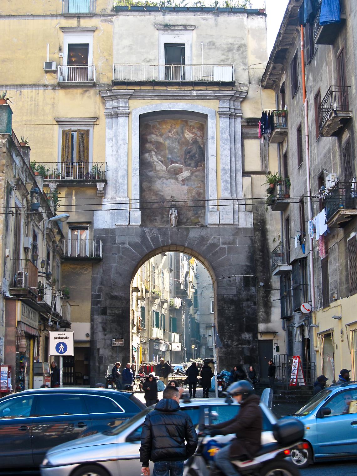 Napoli: restaurato l'affresco di Mattia Preti a Porta San Gennaro 