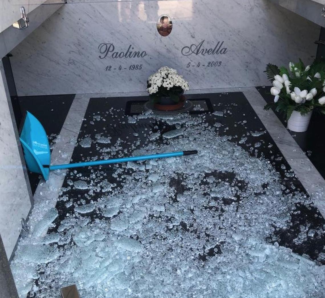 Vandalizzata la cappella di Paolino Avella, ucciso a 17 anni dalla criminalità