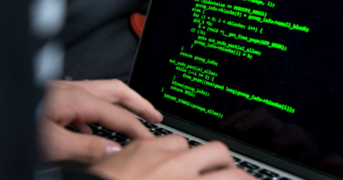 Attacco hacker, violati i sistemi informatici Arpac: server spenti