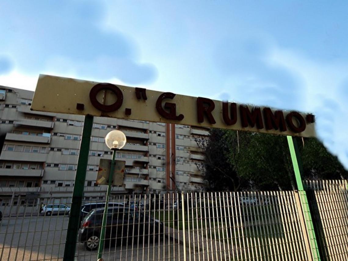 Scontro tra auto e tir, morti zio e nipote 15enne