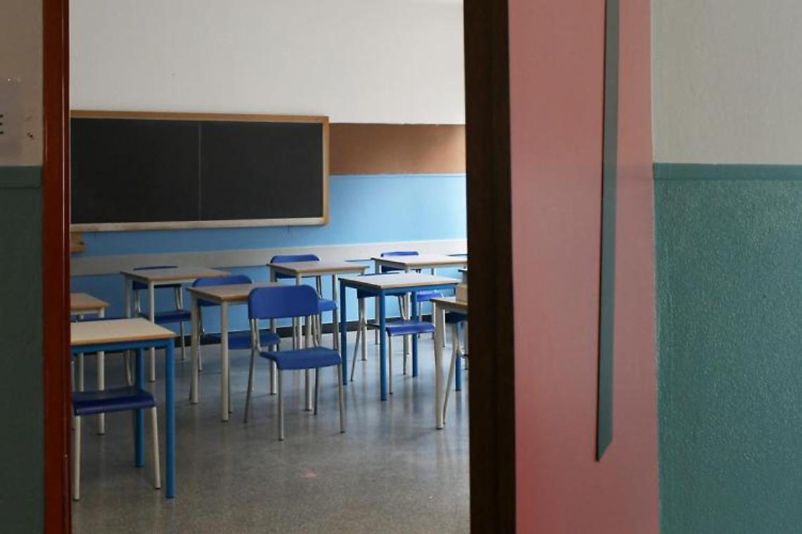 Focolaio Covid in una scuola in provincia, chiuso l'istituto