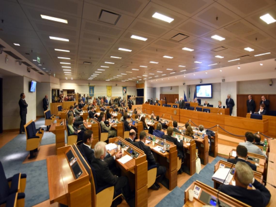 Consiglio regionale, sì a ora legale tutto l’anno