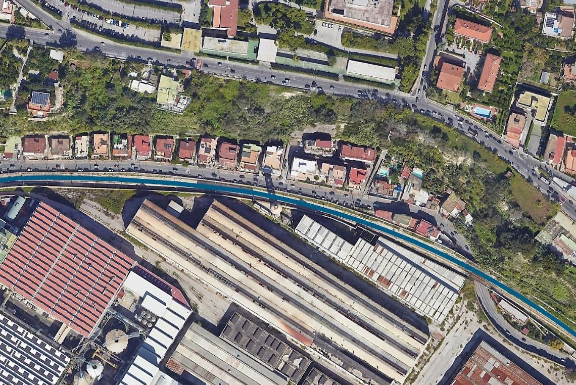 Cumana, abbattimento di un torrino: 3 ore e mezza di stop alla circolazione 