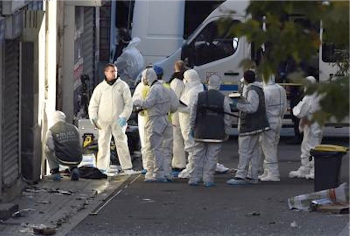 Valls: «Rischio attentati con armi chimiche o batteriologiche». Giallo sulla sorte di Salah e Abaaoud