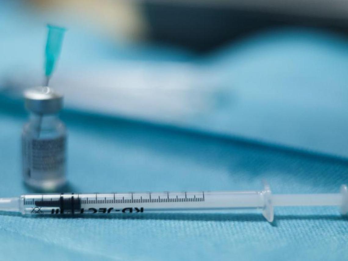 Covid, in Campania un morto e 885 nuovi contagiati