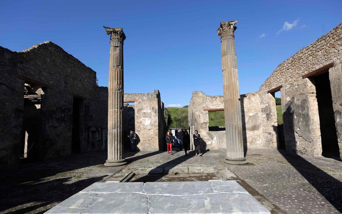 Crollo in una domus a Pompei