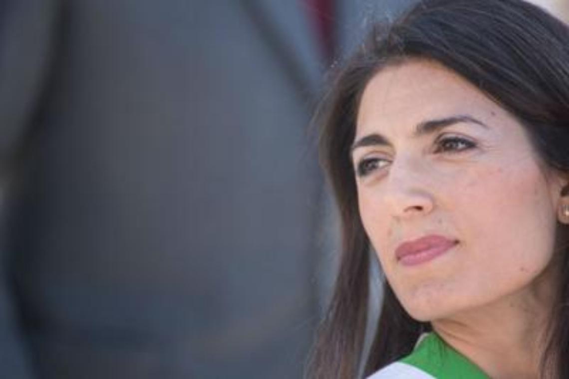 Raggi: «Ricandidarmi? No, è già tanto se arrivo a fine mandato»