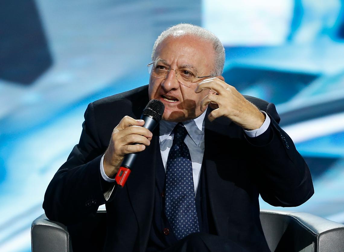 Sanità, De Luca: «Il ministro chieda scusa alla Campania»