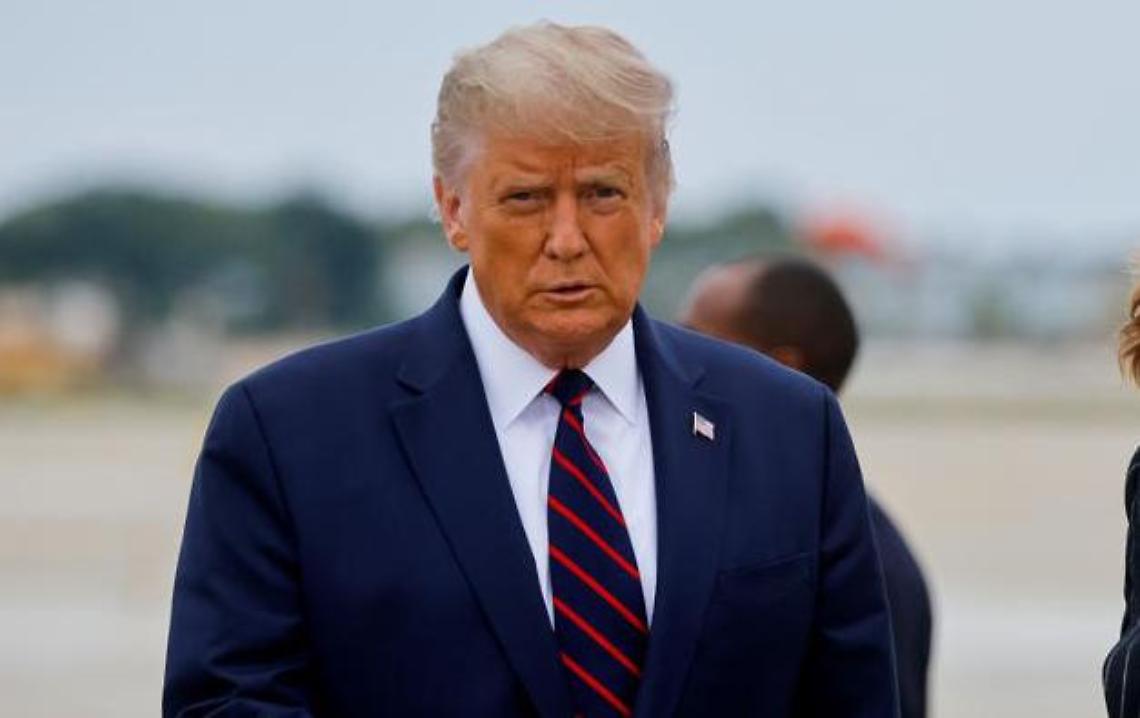 Trump, ultimo giorno da presidente: grazia per 73 persone