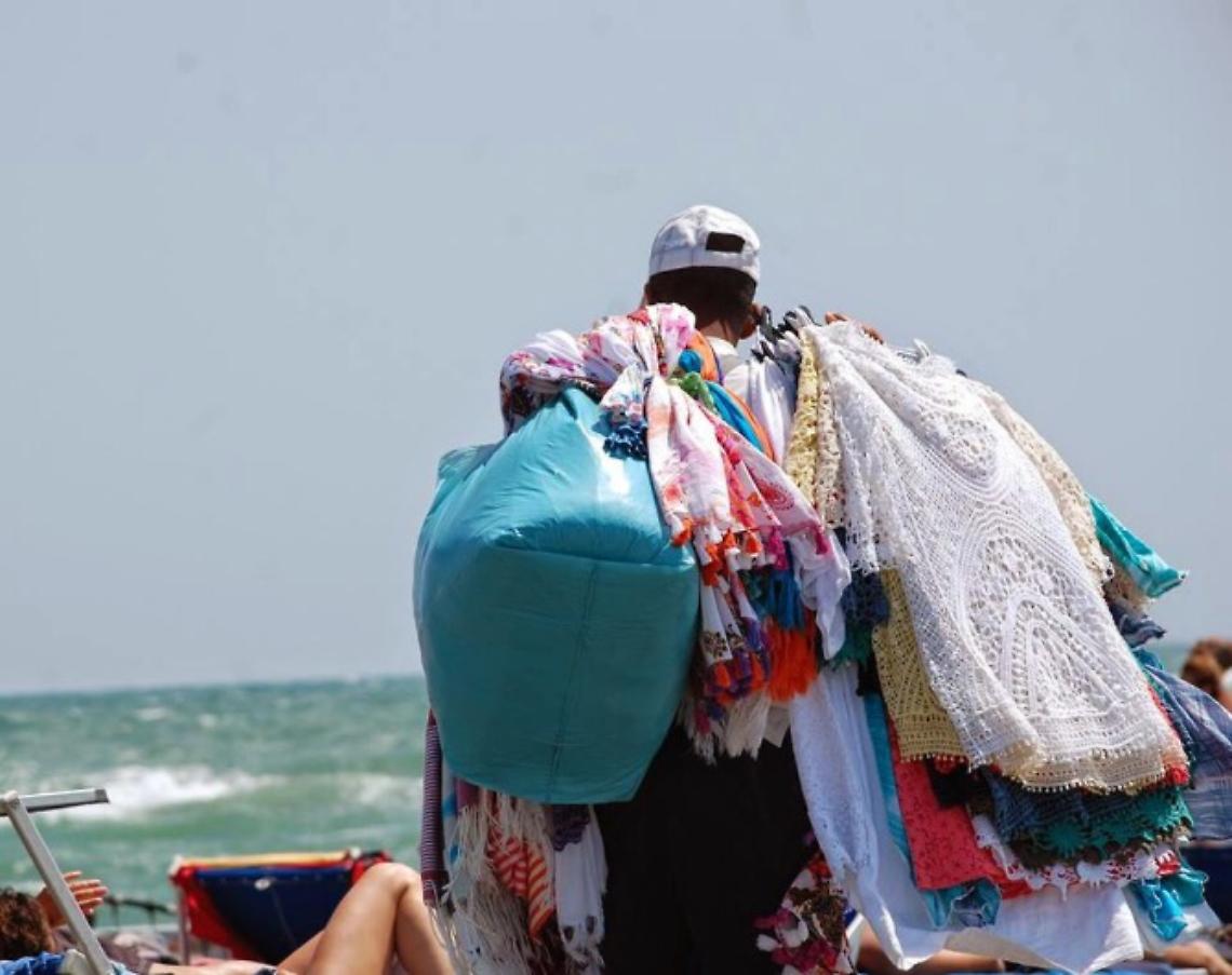 “Spiagge sicure", fondi a Comuni turistici contro abusivismo