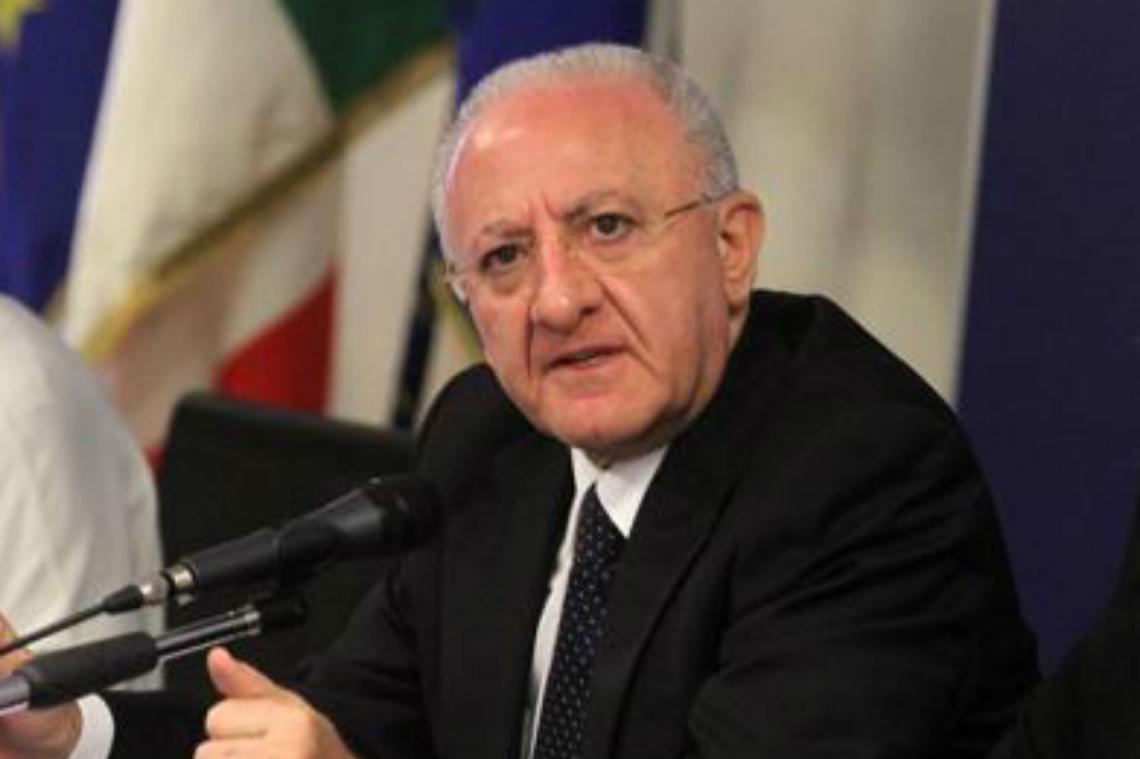 Porti, De Luca: pronti a partire col progetto del Molo Beverello