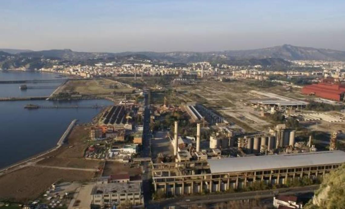 Amianto killer, nuovo caso in Tribunale: morto dopo 40 anni di lavoro a Bagnoli