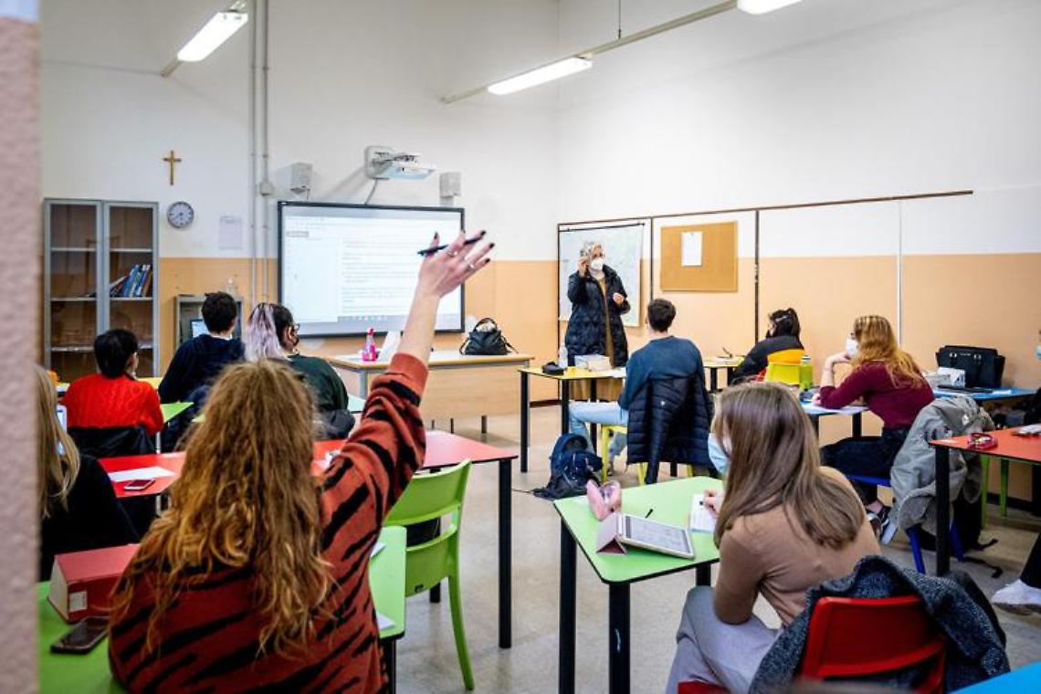 Governatori contro il ritorno al 100% in classe: impossibile da realizzare