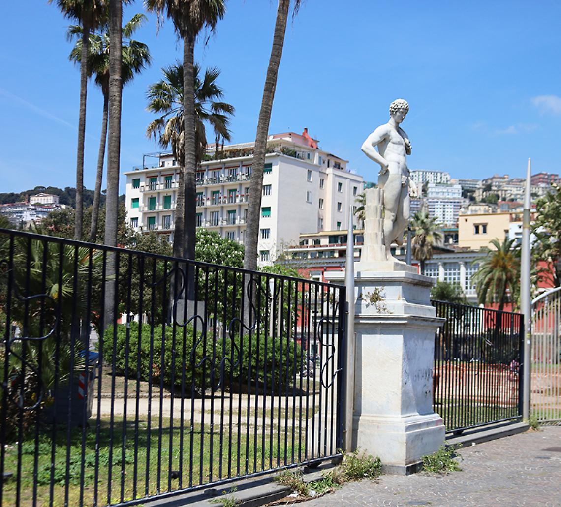 Napoli, consegnate statue da riposizionare a piazza Vittoria
