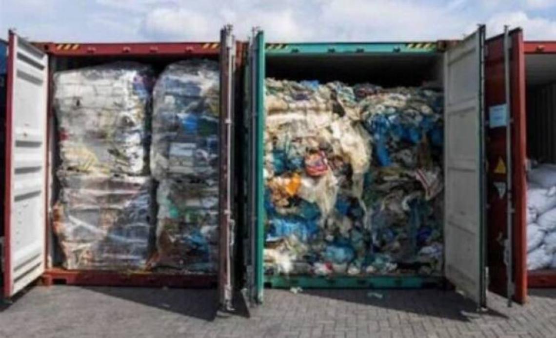 Battipaglia vieta transito rifiuti da Tunisia a Persano