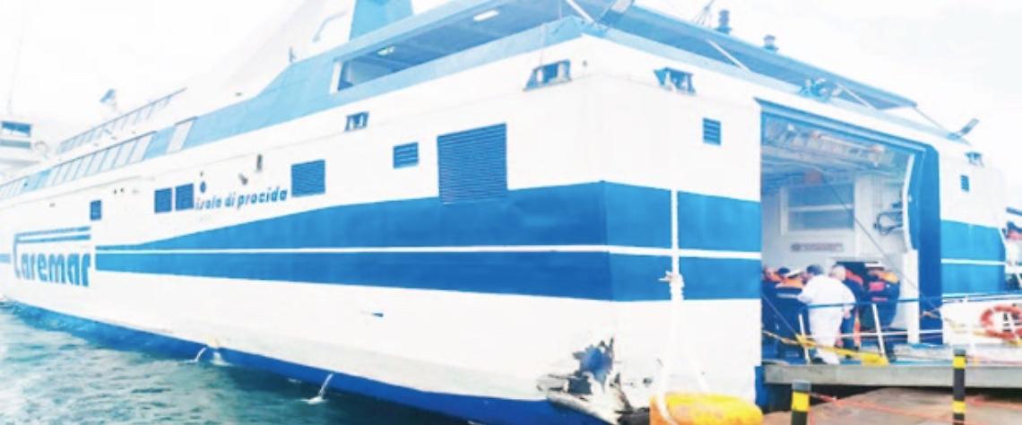 Nave contro banchina, tragedia sfiorata: la guardia costiera indaga sulle cause