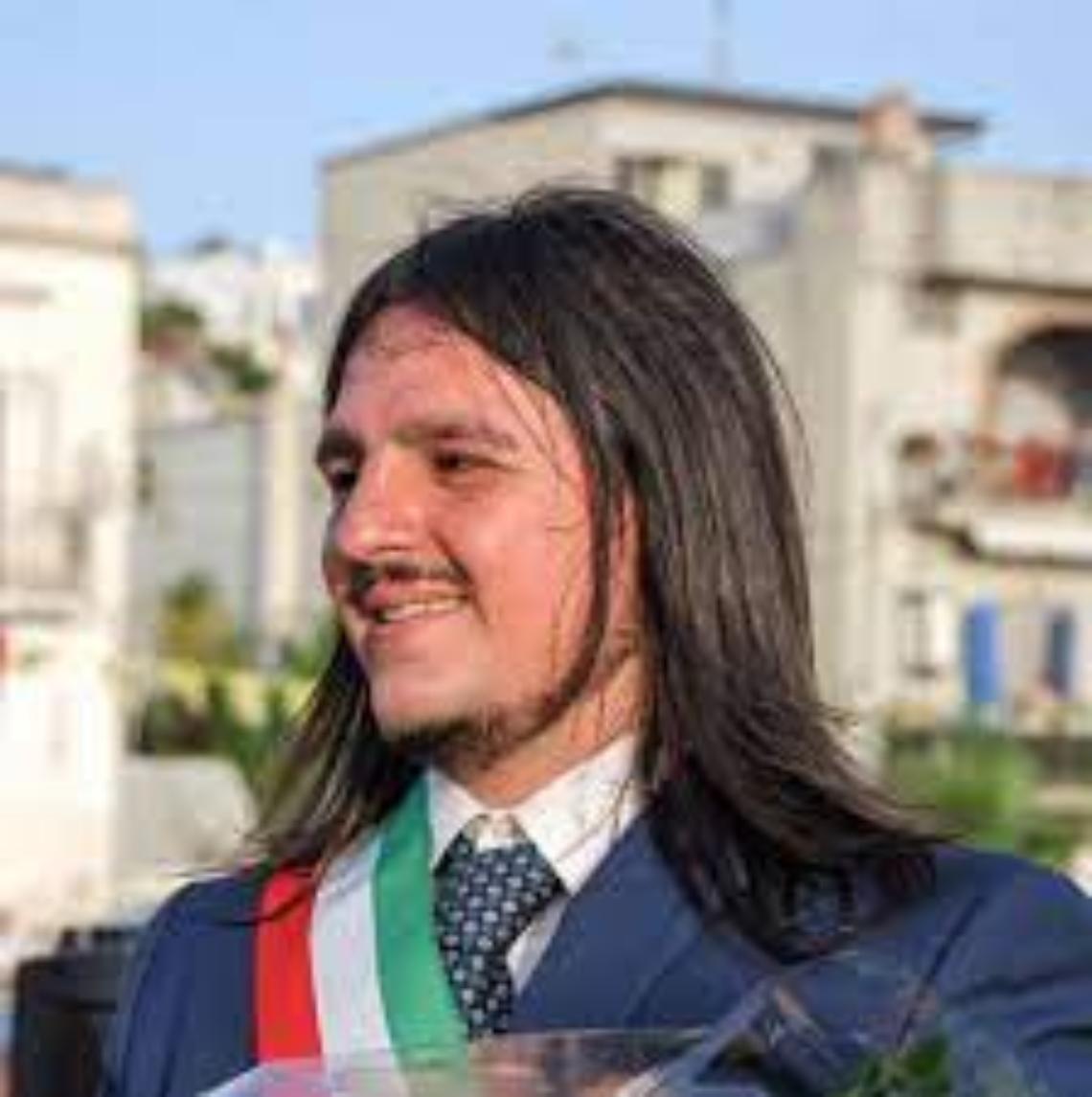 «Un fondo ai Comuni per ridurre tributi attività commerciali»