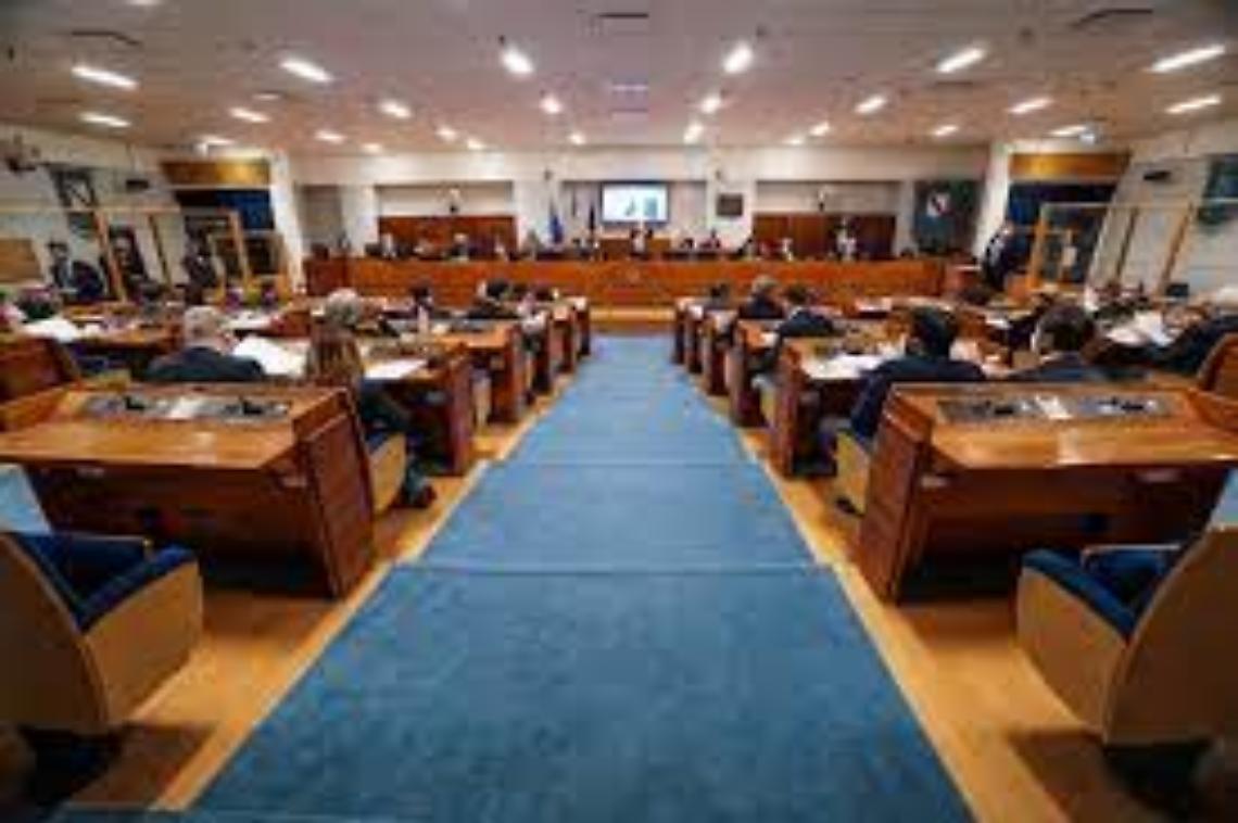 Regione Campania, ok al  bilancio: saldo in positivo di 30 milioni