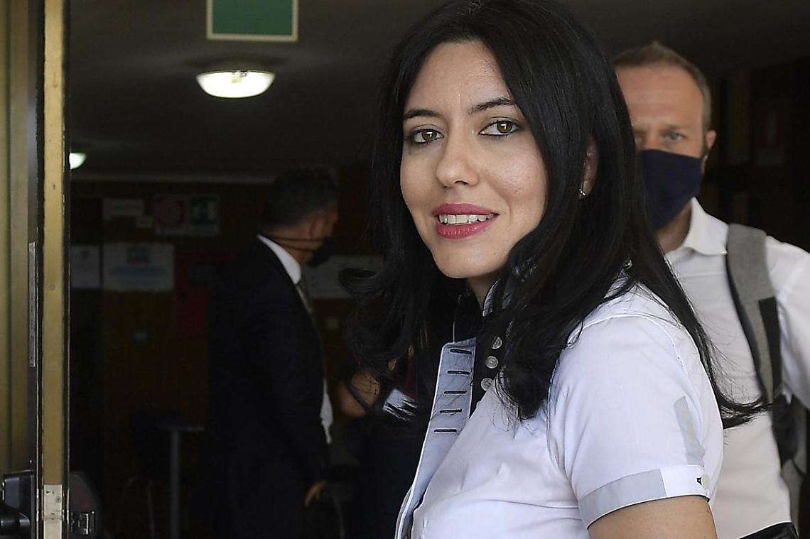 Scuola, Azzolina: «Nessun rischio su riapertura»