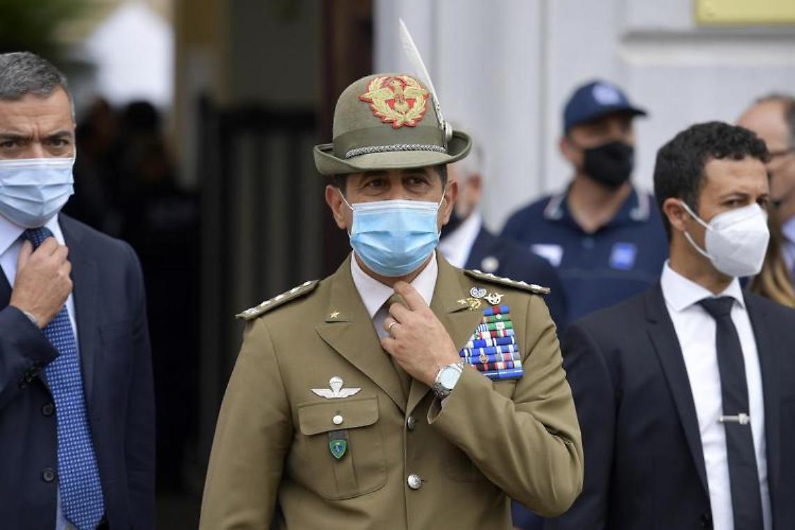 Vaccino covid, Figliuolo: «Informatevi, nessuno vuole obbligare»