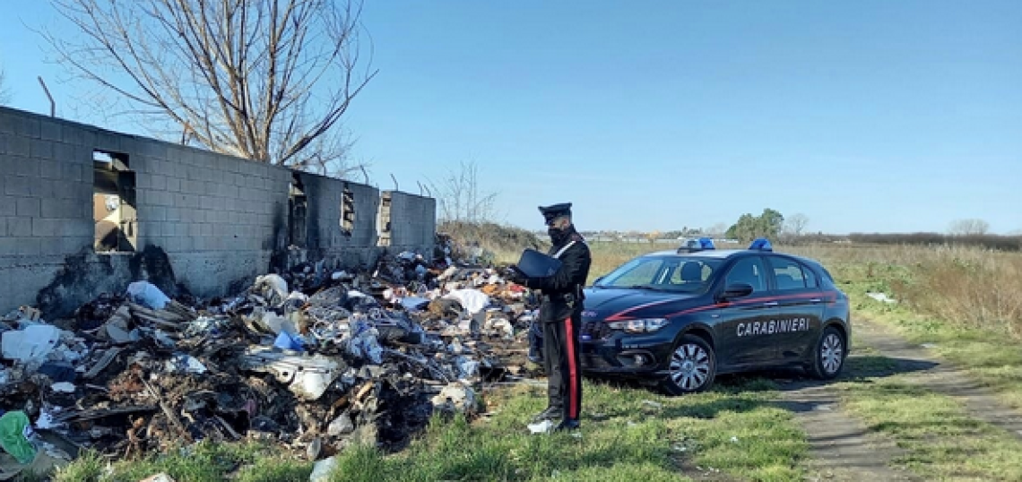 Scoperta discarica abusiva, tre denunce