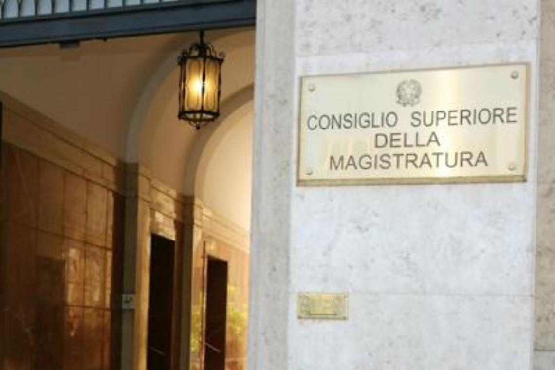«Lupacchini va trasferito», azione disciplinare da pg e ministro