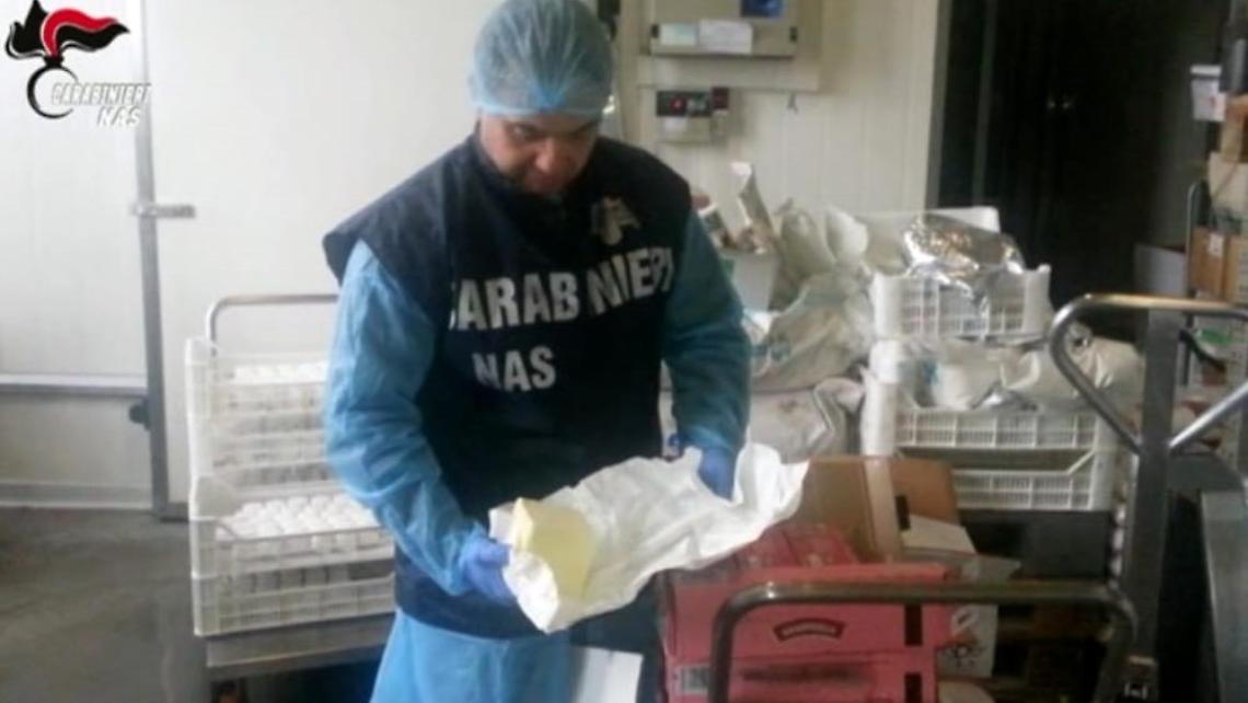 Sant'Anastasia, sequestrata una tonnellata e mezza di formaggi