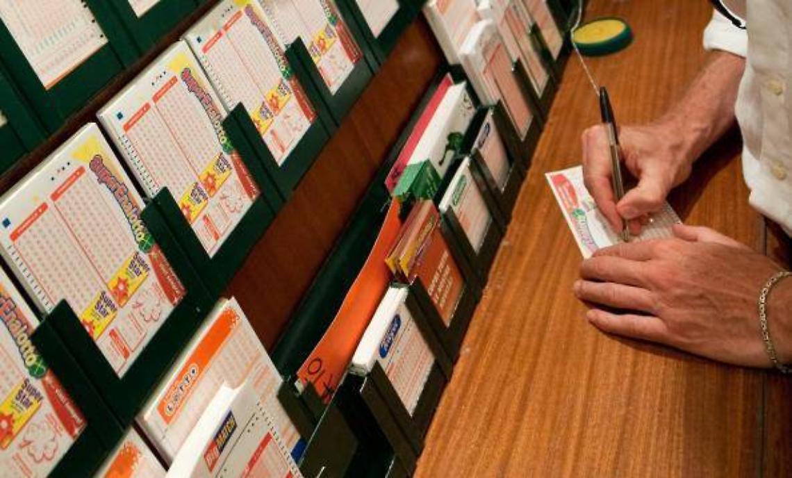Coronavirus: stop a slot machine, Lotto e Superenalotto