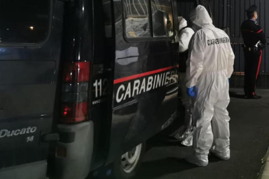 Trovato cadavere fatto a pezzi nascosto in sacchi neri, il ritrovamento shock
