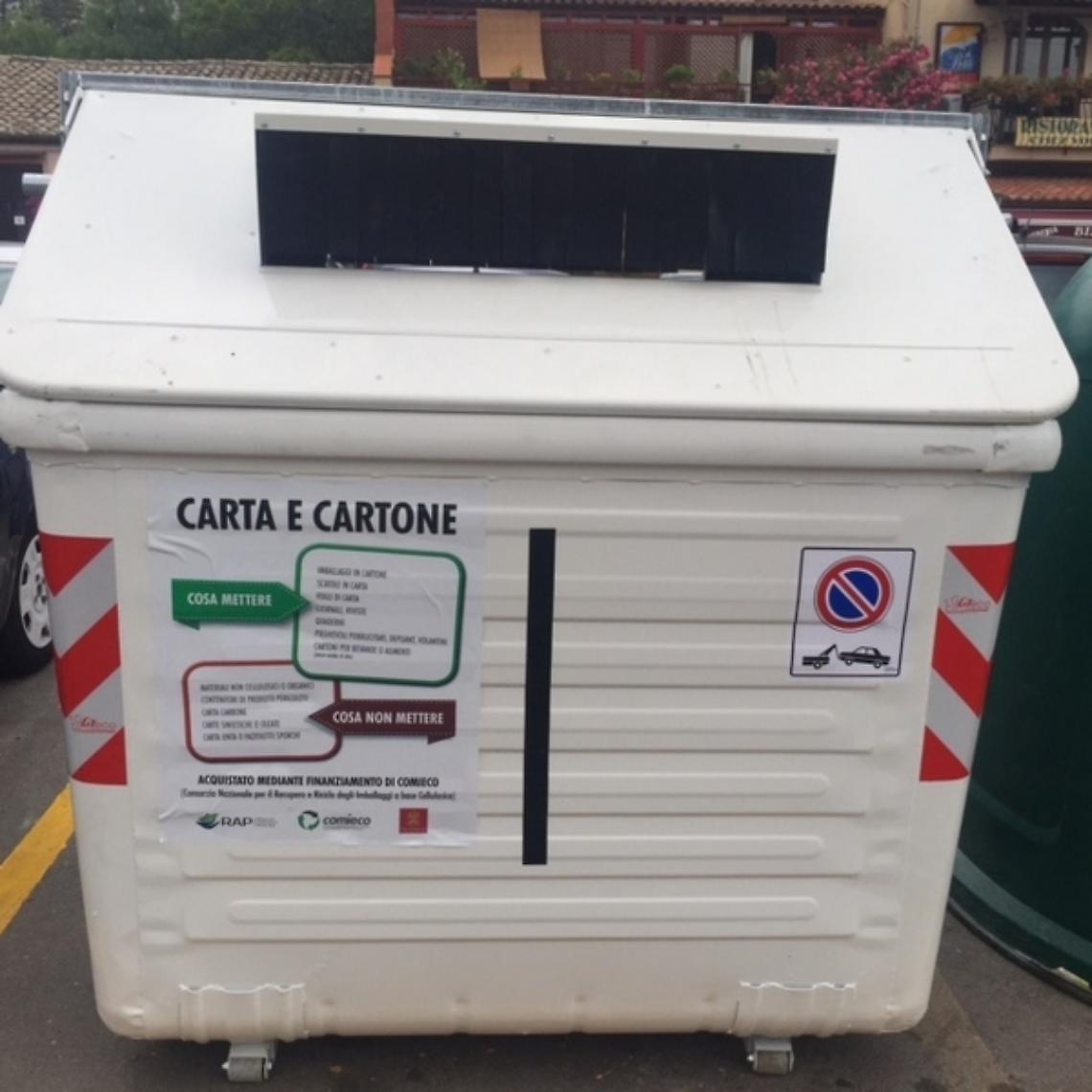 Fermati i due ladri di carta e cartone, guadagnavano 400 euro al giorno