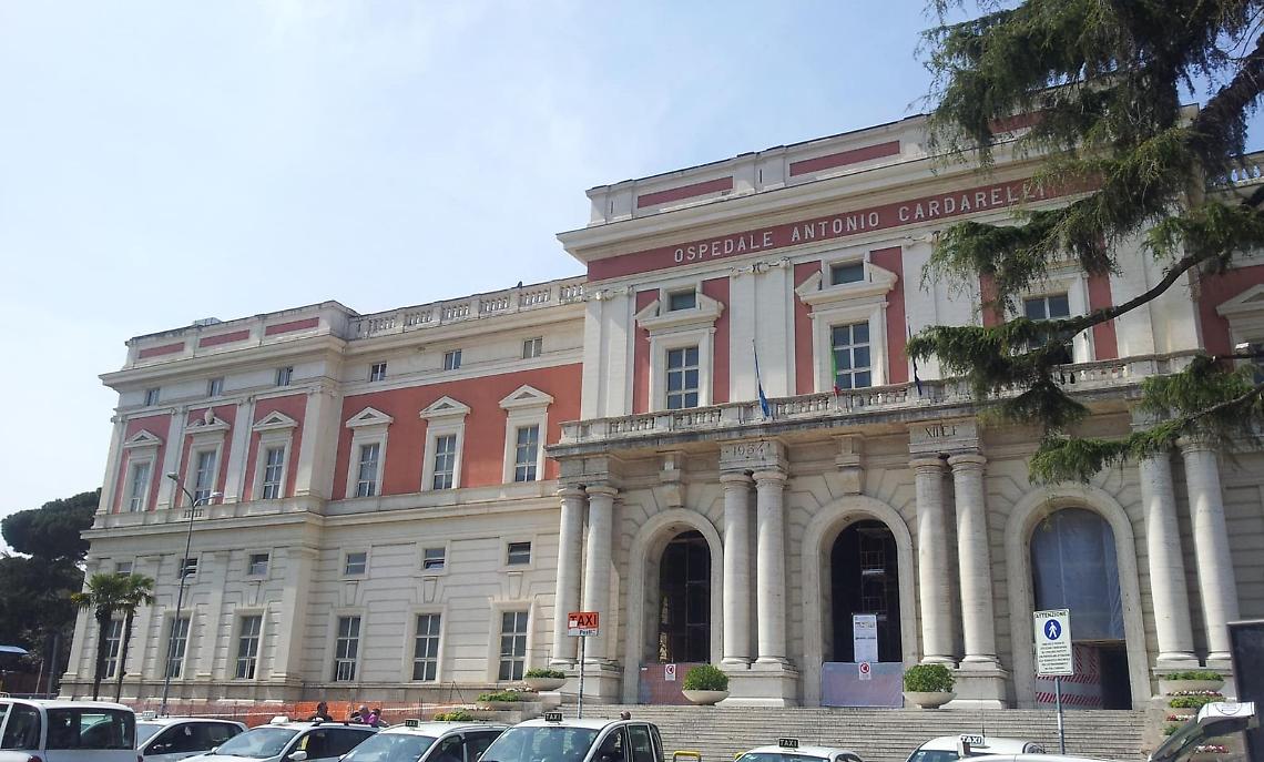 Infermiera aggredita, la figlia: «Queste violenze sono diventate normalità»