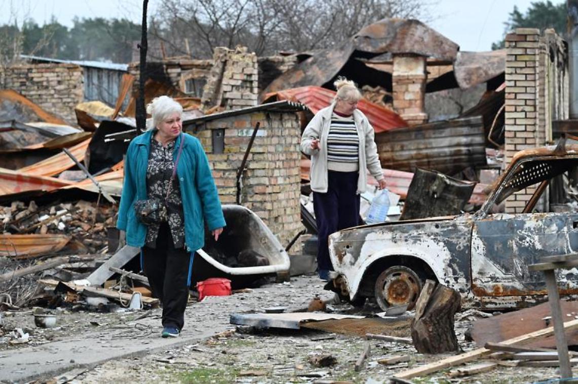 Ucraina, bombe nella notte. Kadyrov: «Oggi Azovstal sotto controllo Russia»