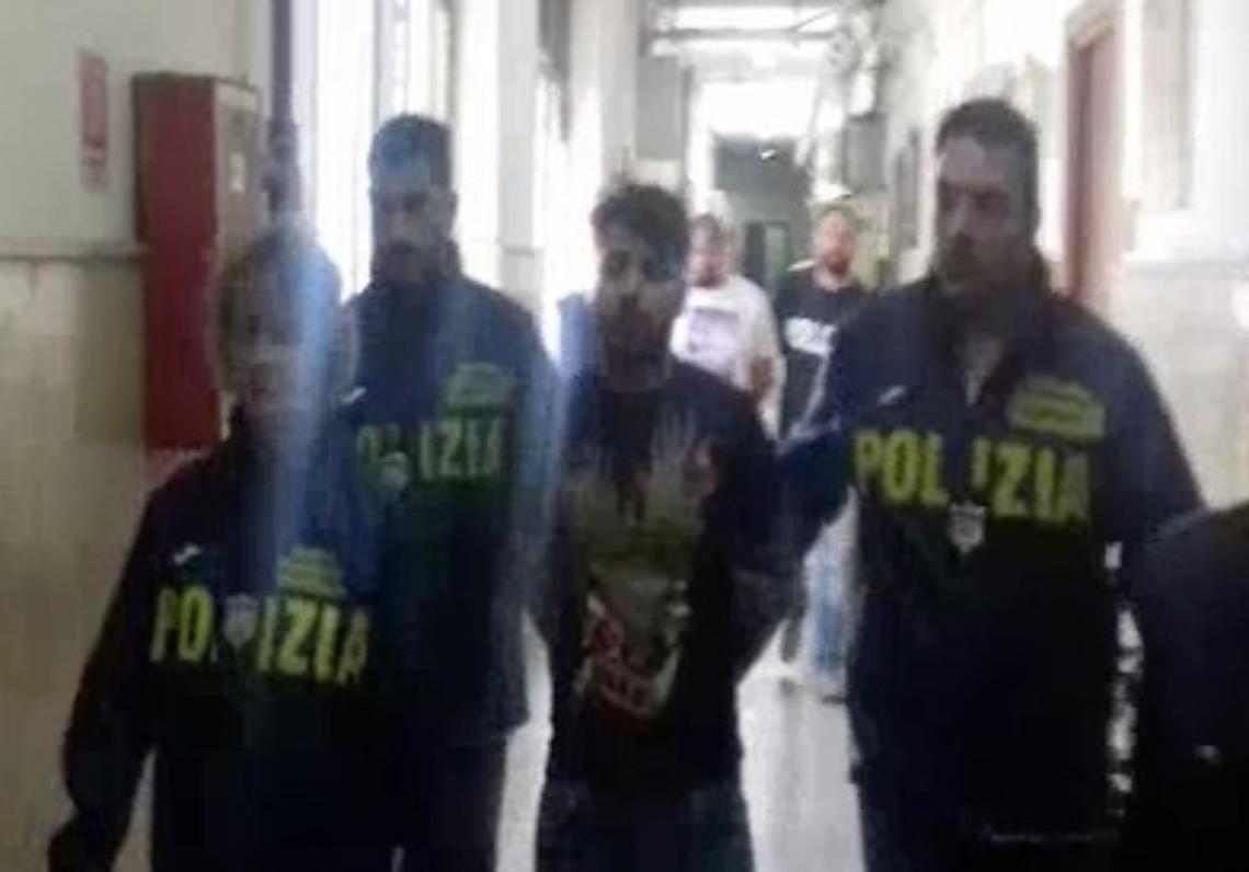 Diciottenne ucciso per una sospetta relazione con la donna del capoclan: tre arresti