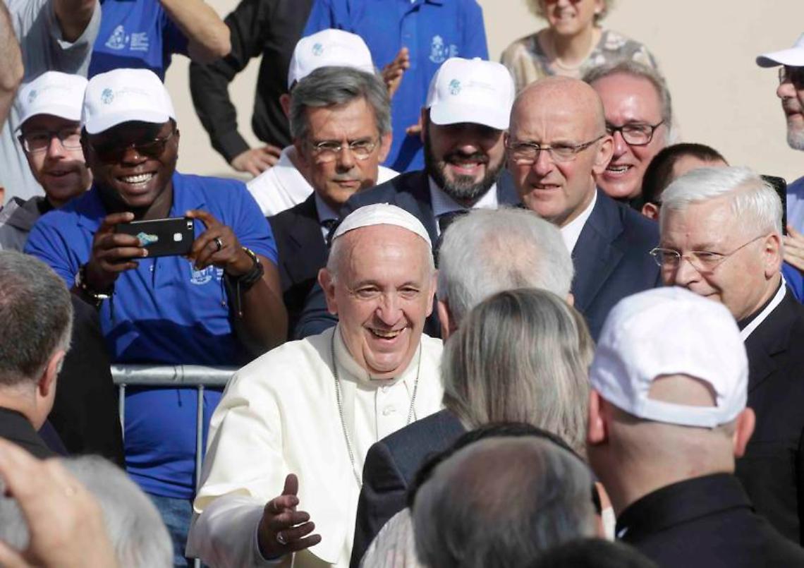 Mediterraneo «tenda di pace», Papa Francesco cita il beato Russolillo e don Peppe Diana