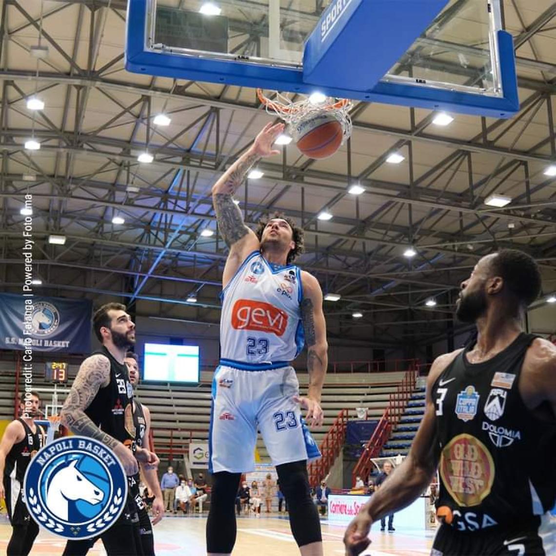 Basket, Gevi Napoli: la prima è andata