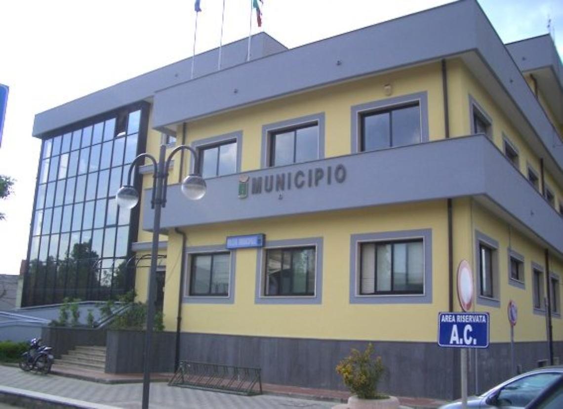 Si dimettono in 9, sciolto il consiglio comunale di Volla