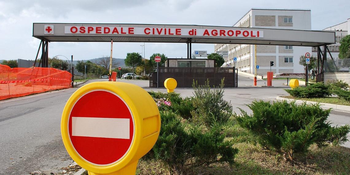 Muore a 15 anni dopo incidente, il papà: riaprire l'ospedale