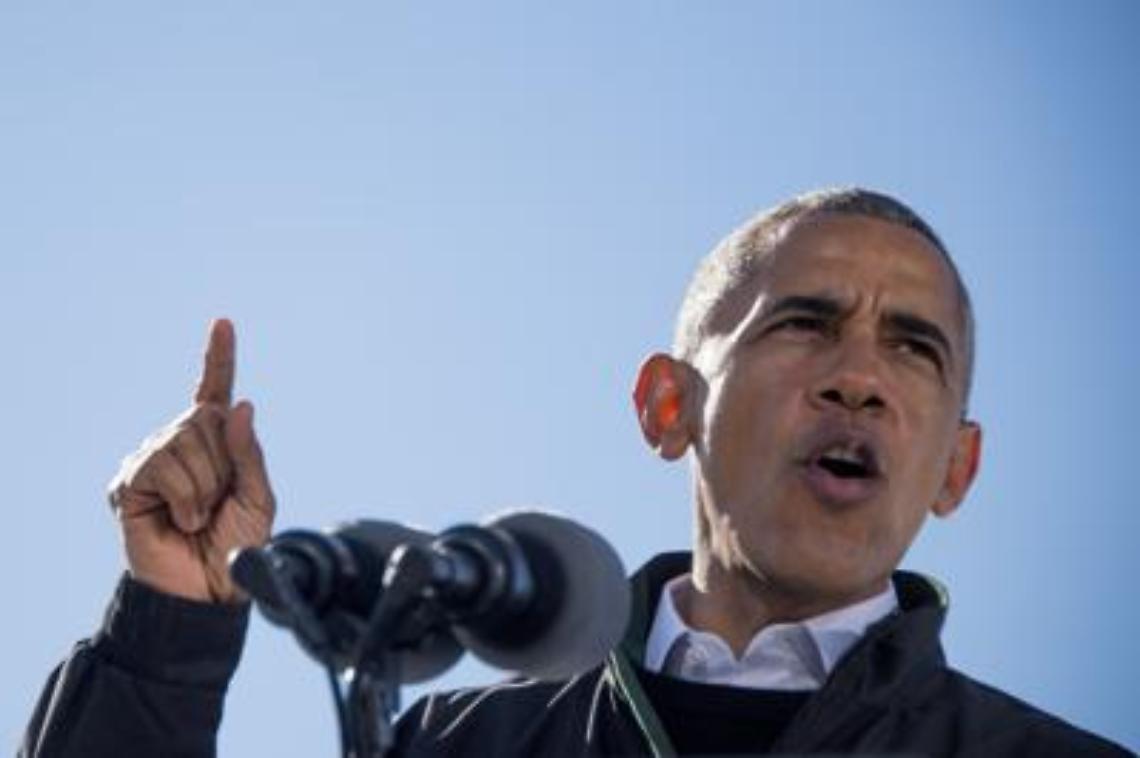 Obama: non possiamo affidare i codici nucleari a Trump