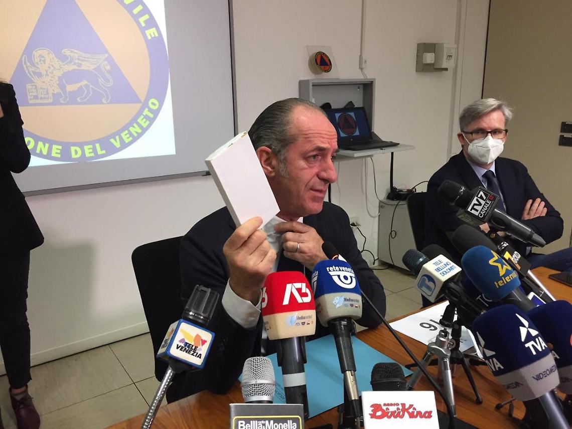 Covid, Zaia: «De Luca? Ha da passa' 'a nuttata...»