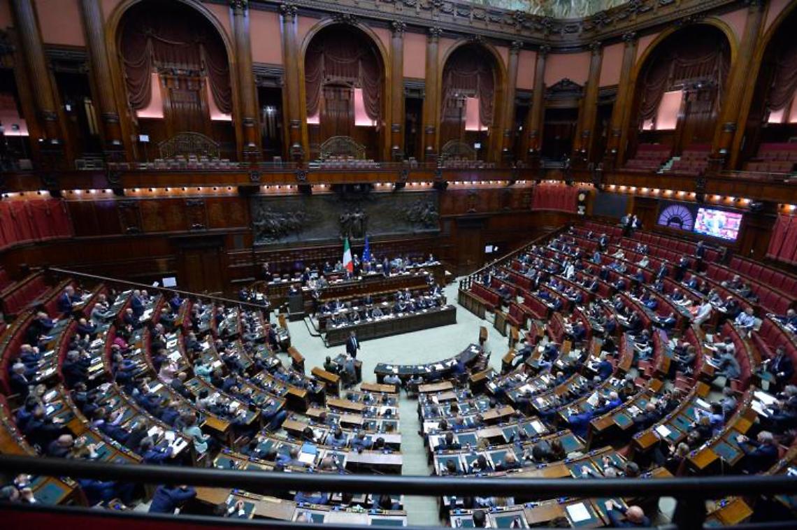 Mes, Camera boccia ratifica: 184 no. Maggioranza divisa