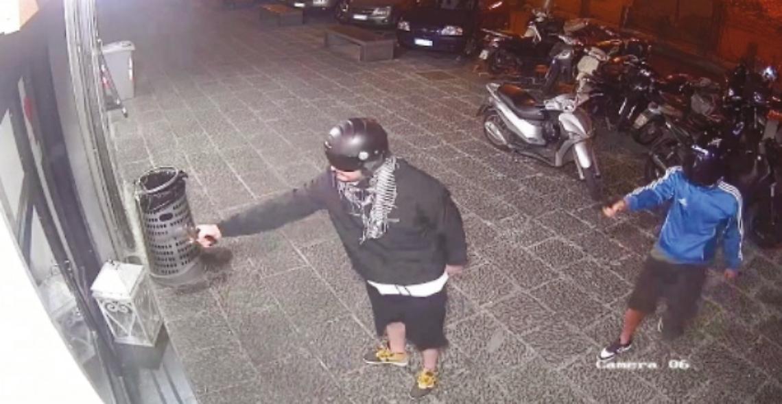 L'agguato a Piazza Mercato, il ristoratore “bersaglio" del raid: «Mai minacce e richieste di pizzo»